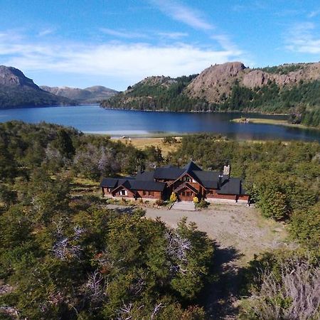 Laguna Larga Lodge Lago Futalaufquen Exterior foto