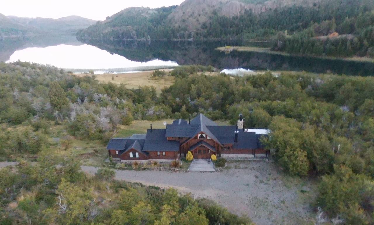 Laguna Larga Lodge Lago Futalaufquen Exterior foto