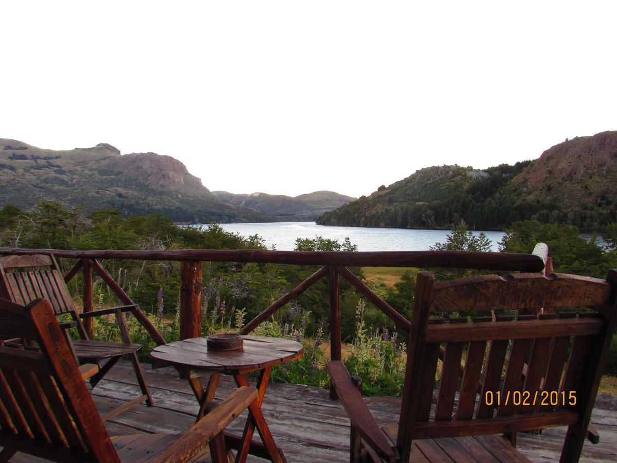 Laguna Larga Lodge Lago Futalaufquen Exterior foto